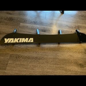 Yakima wind deflector 44